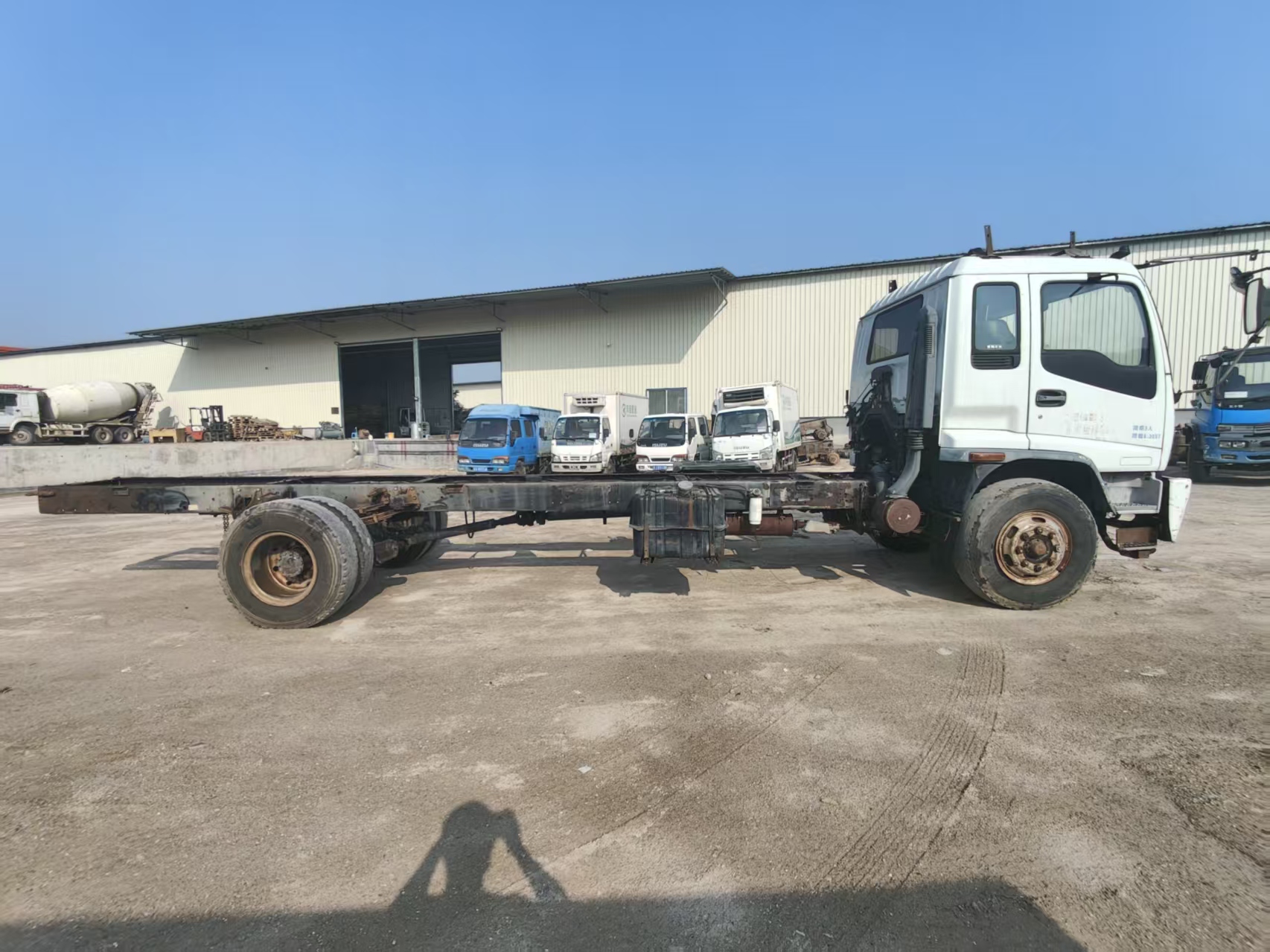 For ISUZU FTR Tractor Truck 2010 Manual Transmission Good Condition Used Tractor