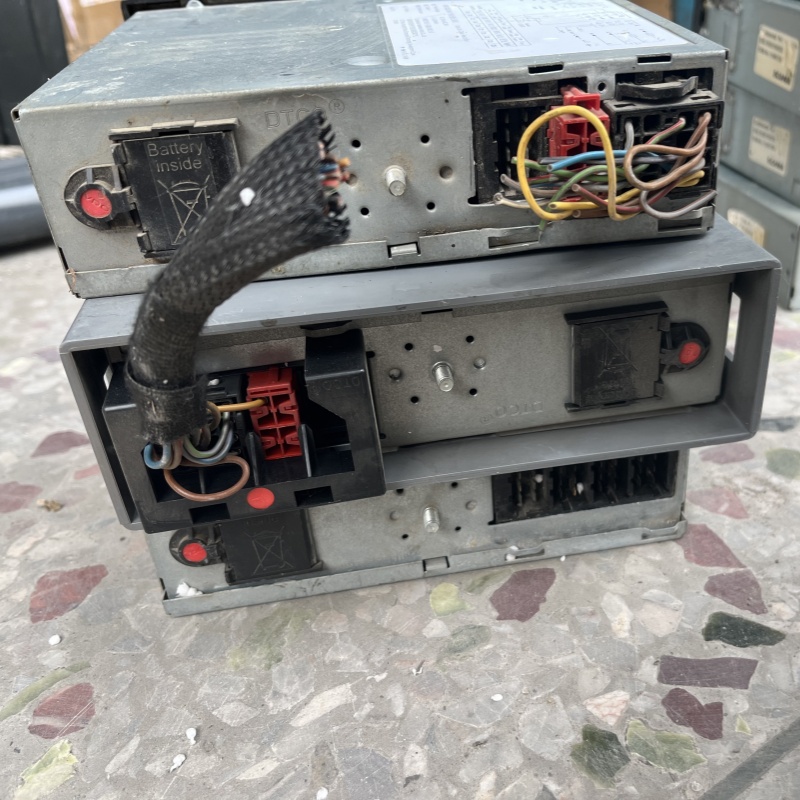 Used VDO VDR 3202-BM for Benz Actors Truck parts Best Price Driving Recorder for Sale