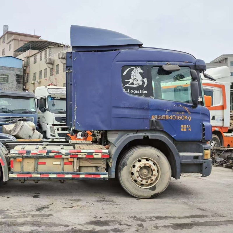 High Quality Tractor Truck of SCANIA P380 6x2 Blue 2009 Manual Tow Tractor