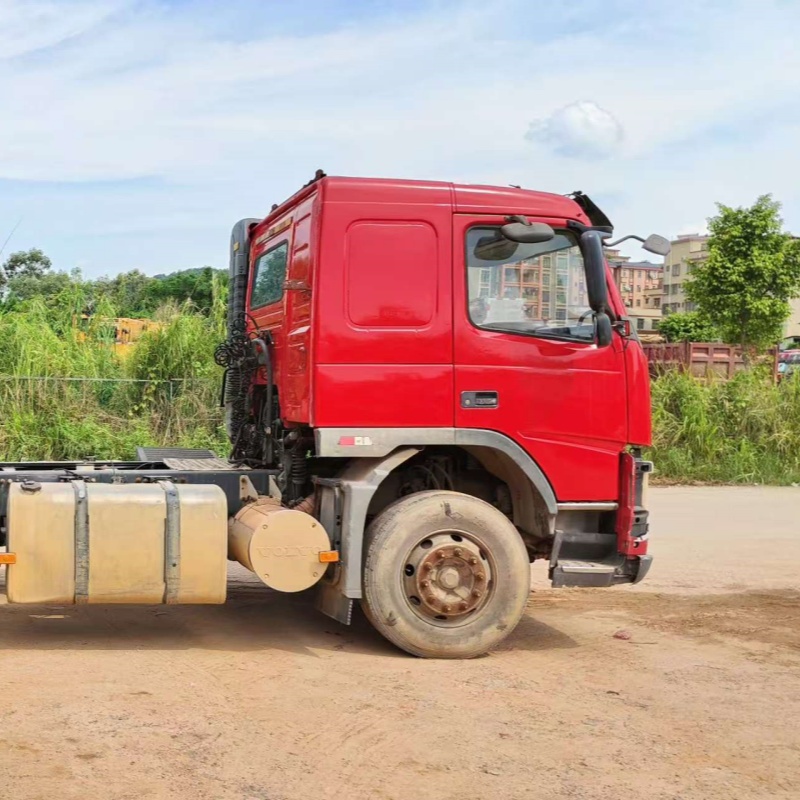 Second hand Tractor Truck for VOLVO Red FM440 6x2 2012 Lowest Price Diesel Truck
