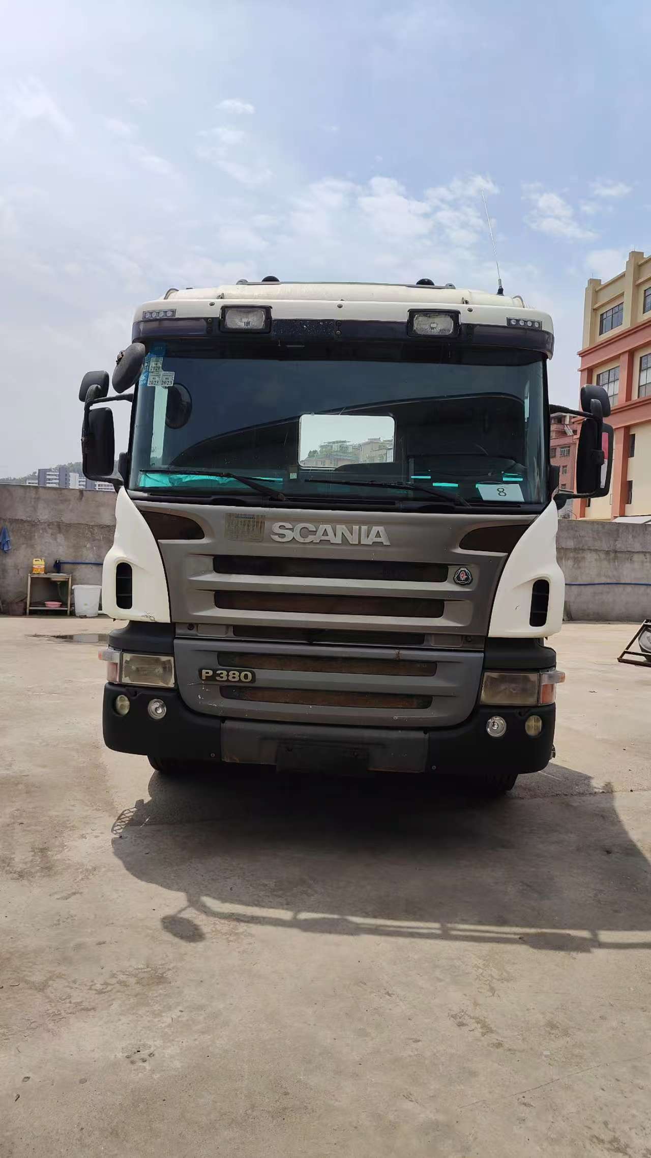 No.8 High Quality SCANIA P380 6x2 Tractor Truck Second Hand Heavy duty Truck