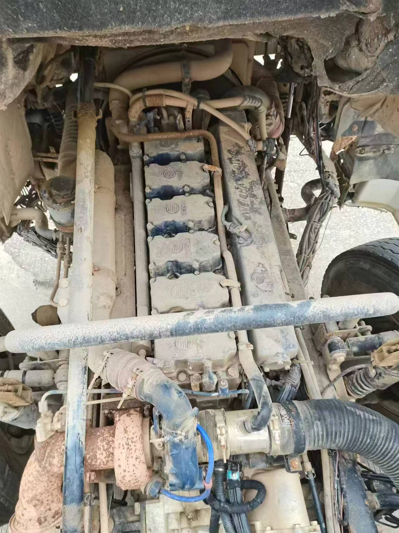 No.44 Used Dump Truck 8x4 2019 Manual Transmission Heavy Duty Reinforced Chassis Construction