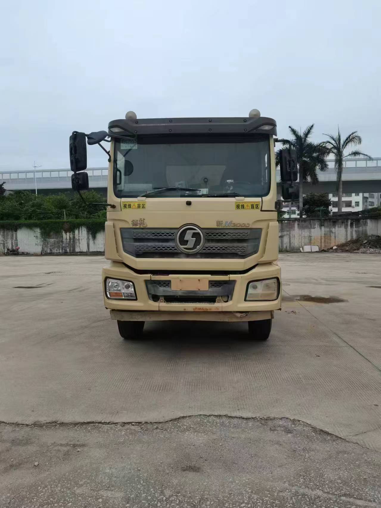 No.37 Used Dump Truck 8x4 Manual Transmission Reinforced Chassis Best Price Construction