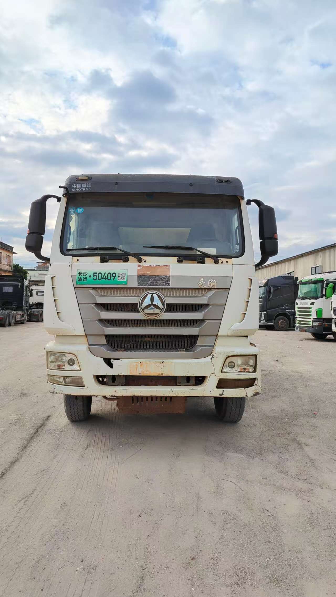 No.39 Used Dump truck Chinese Brand Dumper Truck 6x4 Good Condition Heavy Cargo Tow Truck