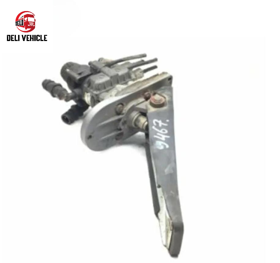 China Guangzhou 70313316 0486200202 Used Foot Brake Valve for Volvo Truck Used Brake Valve