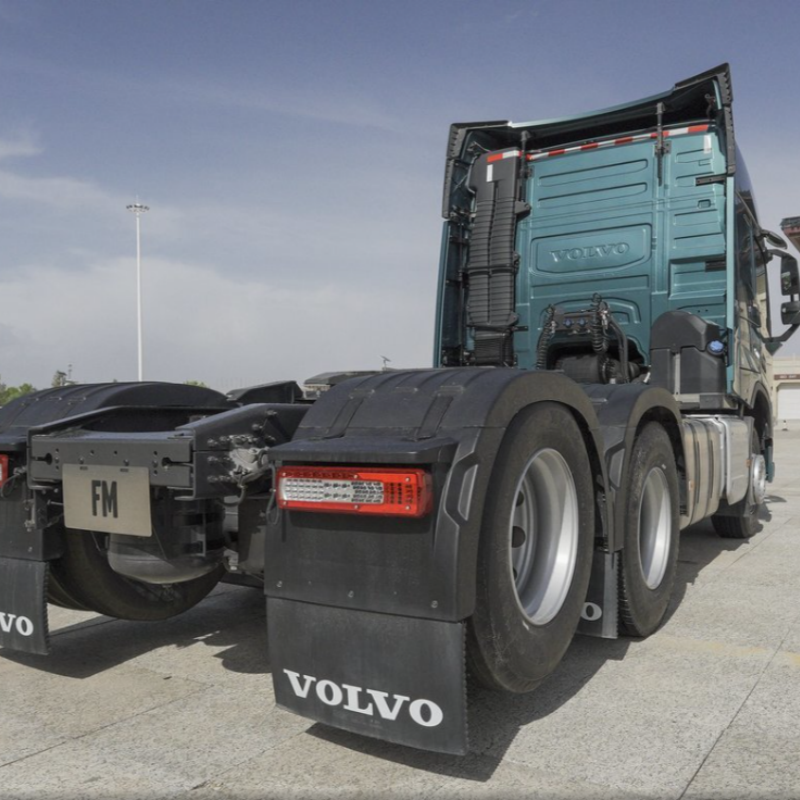 Good Condition VOLVO FM500 6X4 Tractor Truck for Sale Used Trailer Truck Head