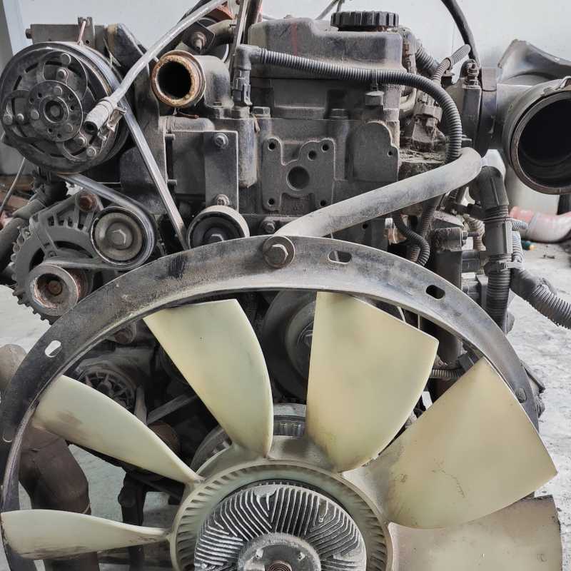 Original factory ISDe24 30 Diesel Cummins Six-cylinder Second hand Used Good condition Low price