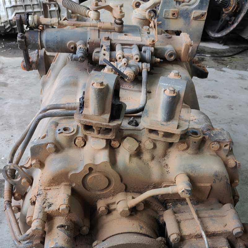 Used Gearbox High Quality SINOTRUK 19712 Gearbox for Tractor Truck Head Gearbox Assembly