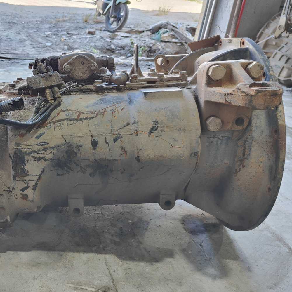Good Condition FAST 12JSD180T Used Gearbox Transmission Assembly Gearbox for Sale