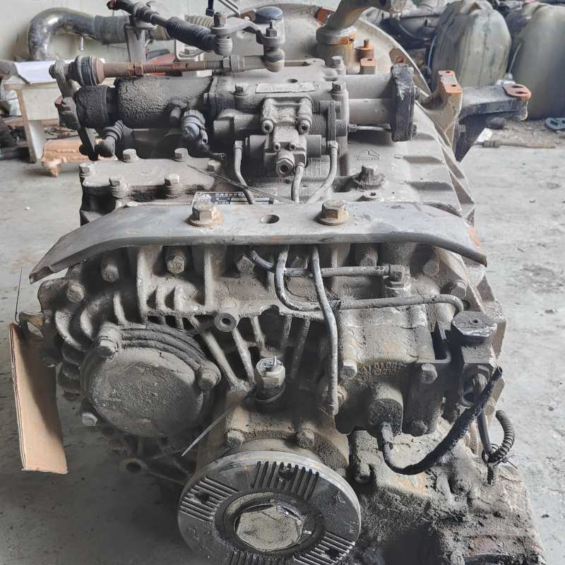 Used High performance Truck Gearbox SINOTRUK 13710 Gearbox Assembly