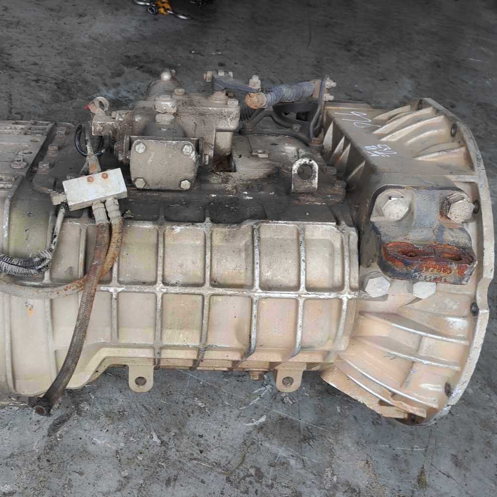 Used Gearbox FAST 12JSD180T Manual transmission Used for SINOTRUK High performance Heavy Truck