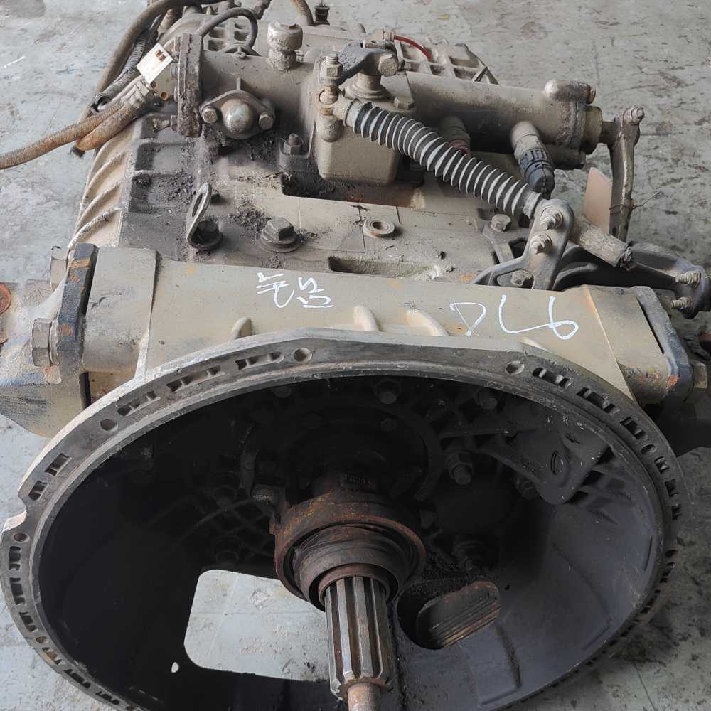Used Gearbox FAST 12JSD180T Manual transmission Used for SINOTRUK High performance Heavy Truck