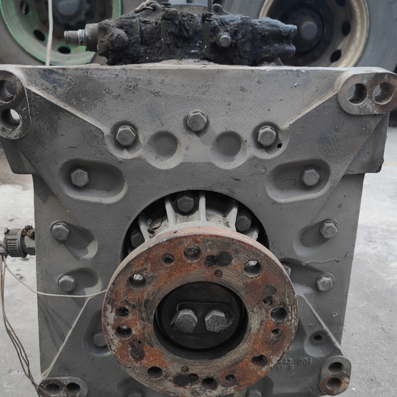 Used Gearbox ZF 6S-1350 Gearbox Good Condition Tranmission Assembly Gearbox Assembly