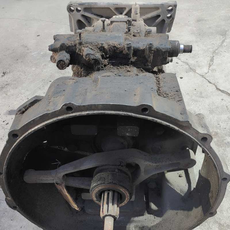 Used Best Price 6 gears Gearbox ZF 6S-1000 Manual transmission Used for Dongfeng Heavy Truck