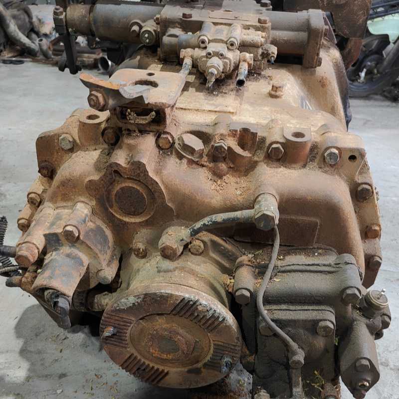 Second Hand Sinotruk 19710 Gearbox Good Condition Truck Spare Parts