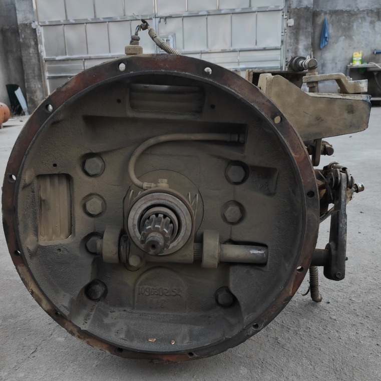 Used Gearbox QJ Manual transmission S6-80 Used for Zhang Gong or King Long Bus Original factory
