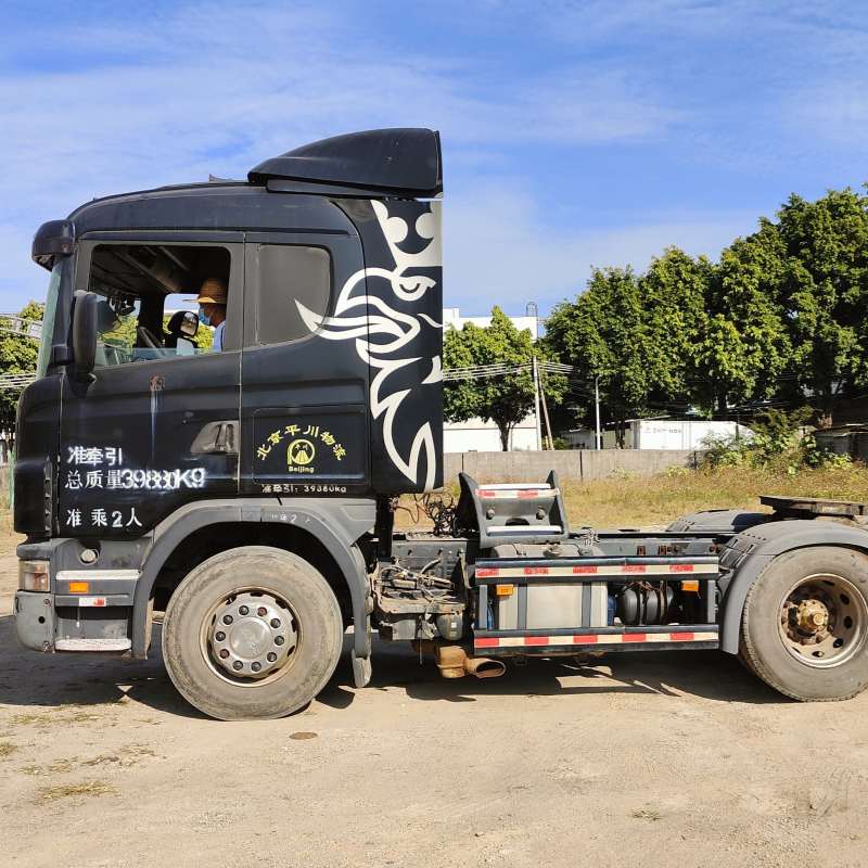 Used Black SCANIA G380 6x2 Manual Tow Tractor Best Price Tractor Truck for Sale