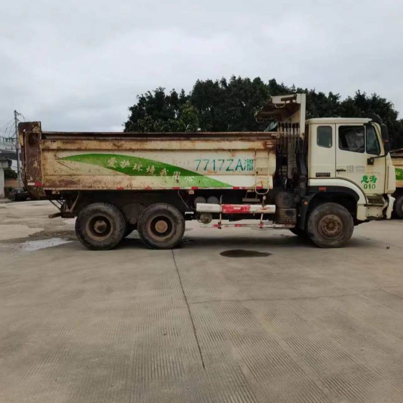 Good Condition HOHAN 2017 White 6x4 Dump Truck Heavy Cargo Tow Truck
