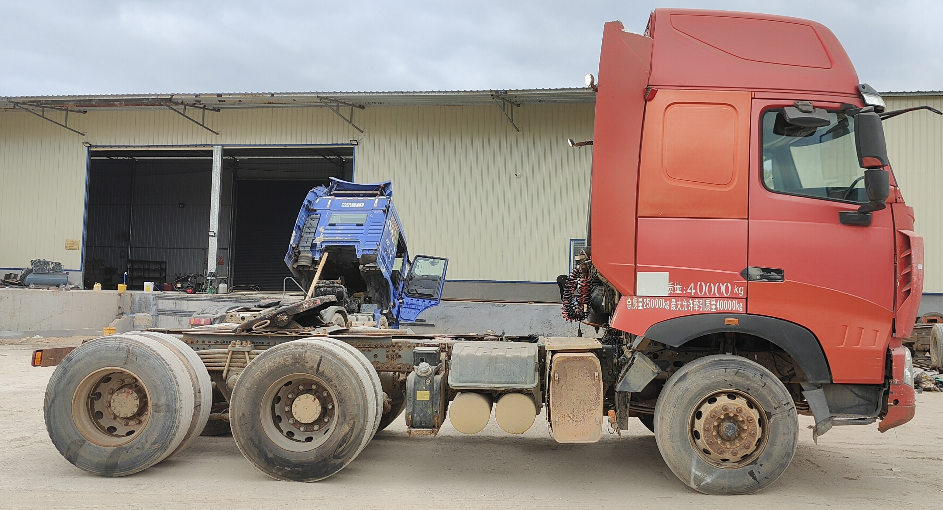 No.35 Used Howo 6x4 Cargo Truck Full Excellent Condition Ready For Immediate Work