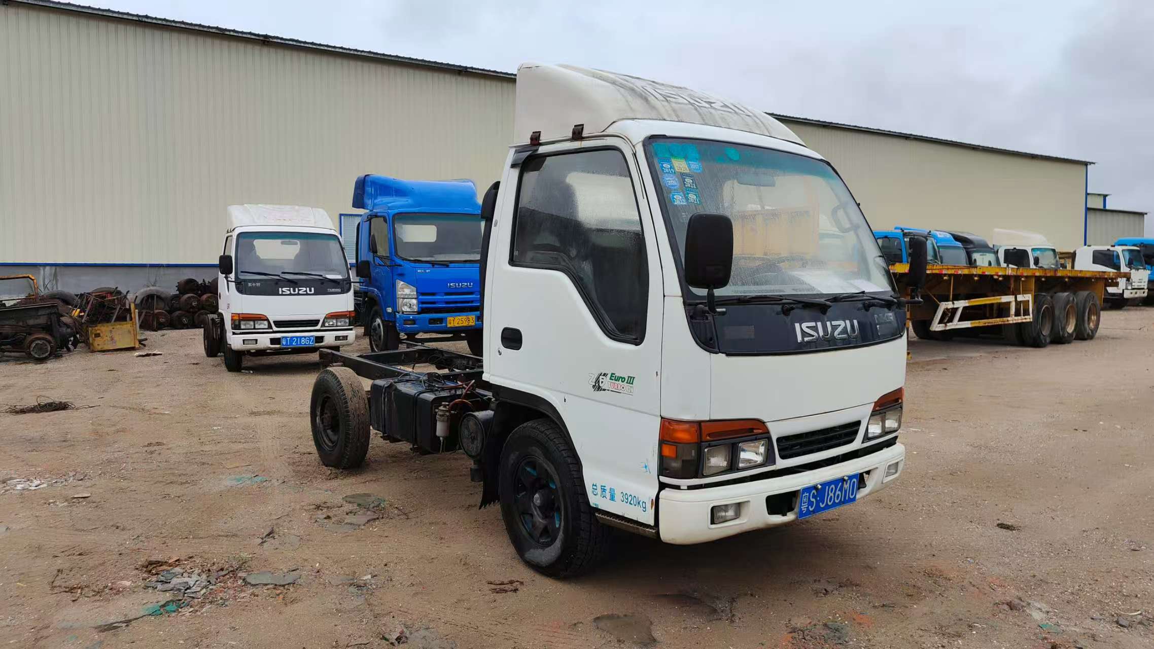 No.13 For ISUZU 100P Tractor Truck Manual Transmission Best Price Used Tractor  For Sale
