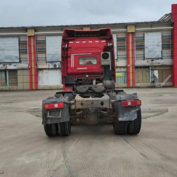Used SHACMAN X3000 SX4250XC4Q2 Tractor truck High performance Trailer truck at Low price