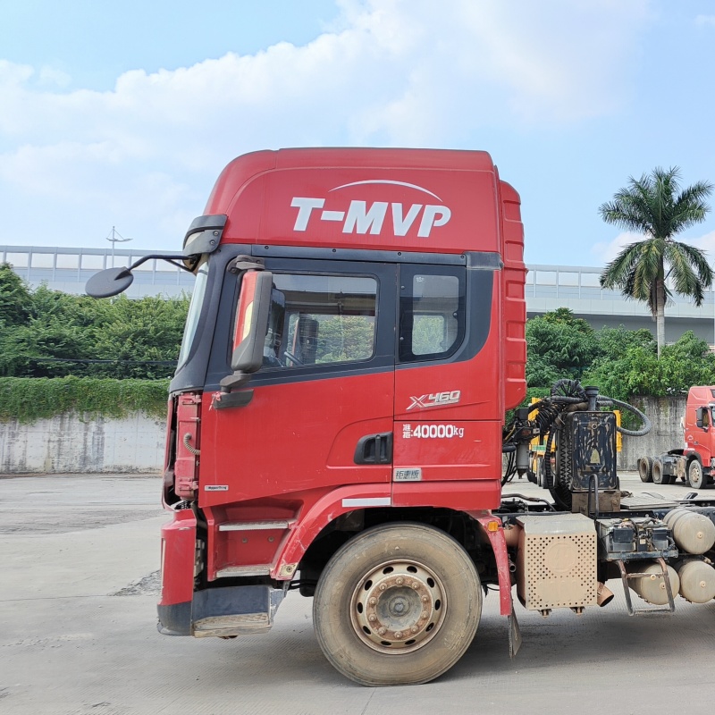 Good Condition Original SHACMAN X3000 Troctor Truck 2020 Red 6x4 Heavy Cargo Tow Truck