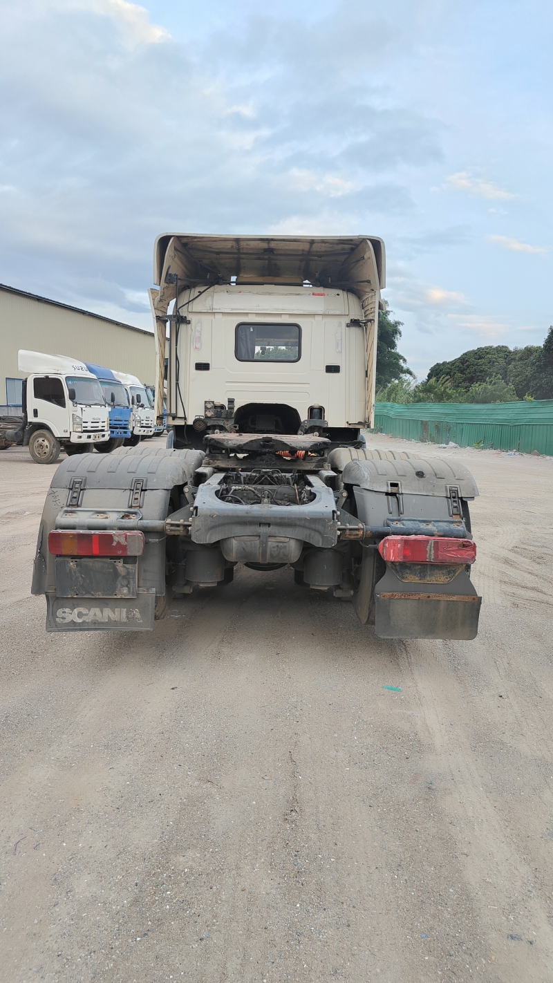 No.53 Second Hand High Quality SCANIAP380 6x2 White Diesel Tractor Truck Used Heavy Cargo Tow Truck