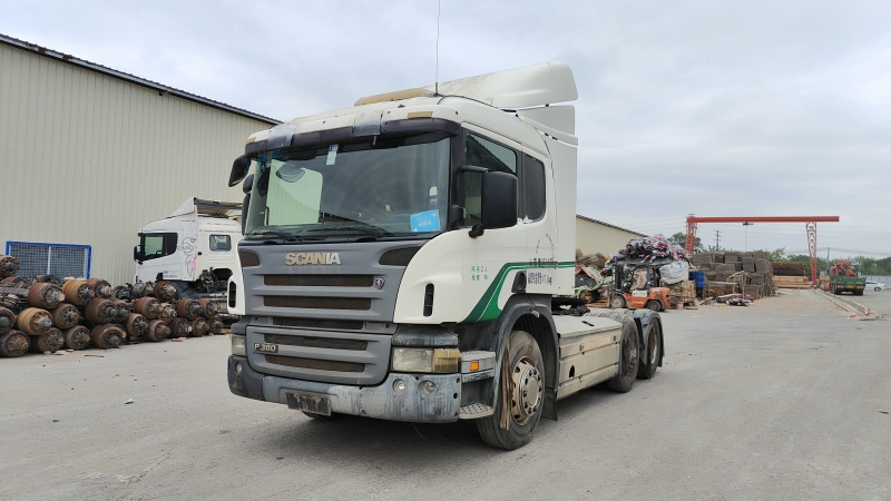 No.52 Second Hand SCANIA P380 6x2 Diesel Tractor Truck High Quality Manual Tow Tractor