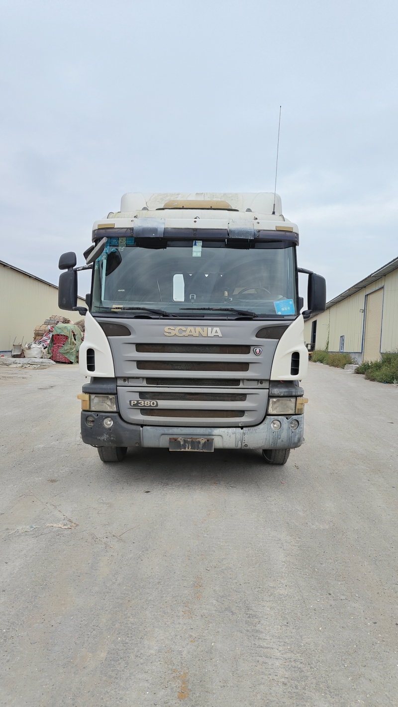 No.52 Second Hand SCANIA P380 6x2 Diesel Tractor Truck High Quality Manual Tow Tractor