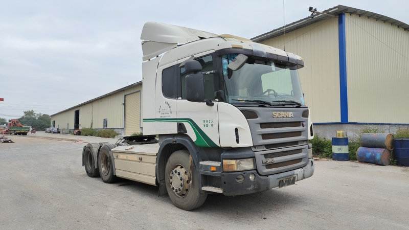 No.52 Second Hand SCANIA P380 6x2 Diesel Tractor Truck High Quality Manual Tow Tractor