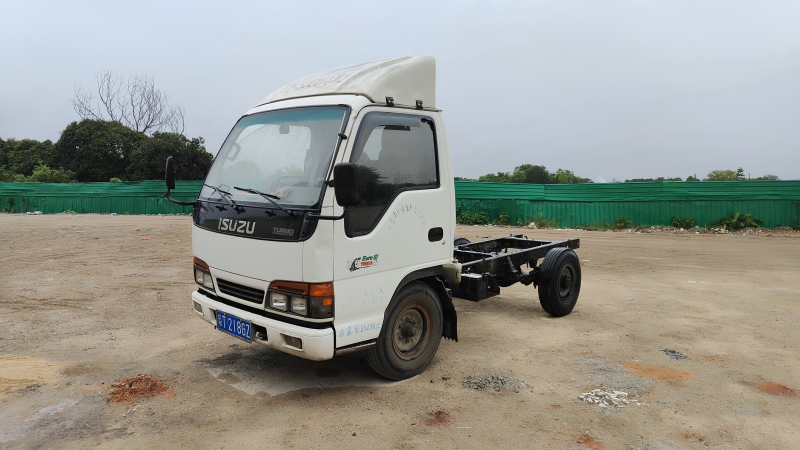No.14 For ISUZU 100P Tractor Truck Manual Transmission Low Fuel Consumption Best Price