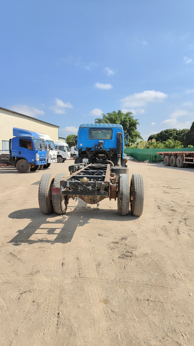 No.1 For ISUZU FTR Tractor Truck Manual Transmission Best Price Heavy Cargo Tow Truck