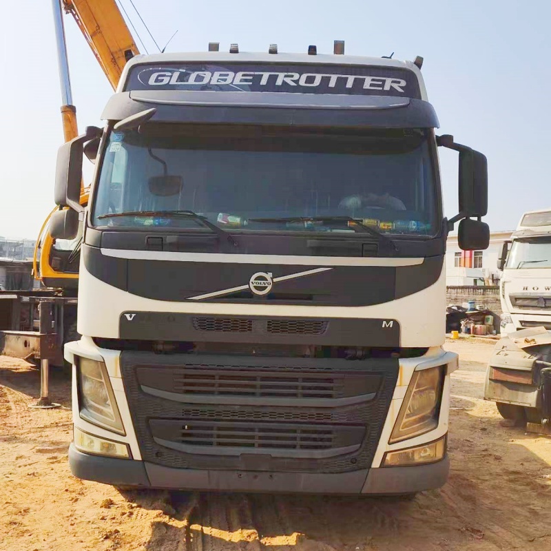 Second hand VOLVO FM460 6x2 White Tractor Truck High performance Tractor Trailer